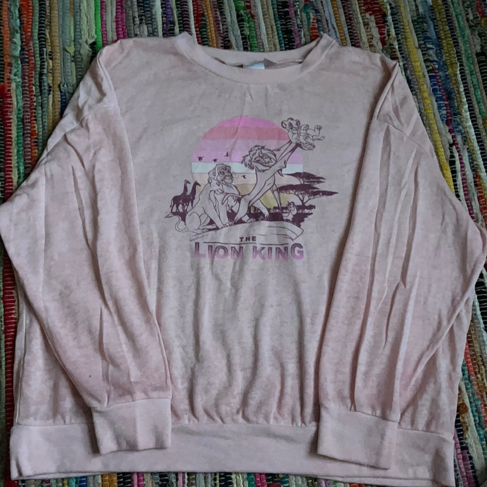 🔆4/$15🔆 Disney women’s long sleeve shirt